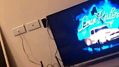 Me pongo tan cachondo con esas tetas enormes de Tailandia