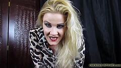 Extraños me llenan de corrida bien profundo adentro