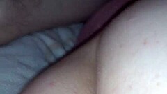 Girlfriend Sylwia gives an outdoor handjob in a public spot