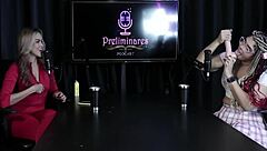 teve que tirar a roupa no jogo do j� fez e ela mostrou seus lindos peitos e a buceta - sofie lollipop transsexual sheer red 😏