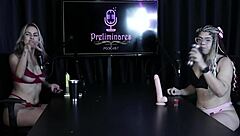 teve que tirar a roupa no jogo do j� fez e ela mostrou seus lindos peitos e a buceta - sofie lollipop transsexual sheer red 😏