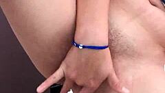 E aí Colombiana, Por Que Tá Dedando a Buceta Assim Nesse Solo Fetichista?