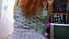 성숙 매춘부 팬티 라인 보고 너무 흥분돼