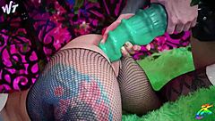 Watch Harley Quinn And Poison Ivy Dive Into Hardcore Cosplay With Strapon Anal And Wet Pussy Play!