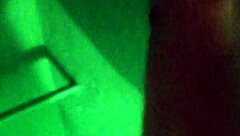 Мохана, знаешь о скрытой камере, снимающей твою южноиндийскую баню в части 2? Всё тайно снято