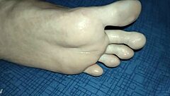 Pezinho With Smelly Feet And Saliva Jerk Off For Me Come On