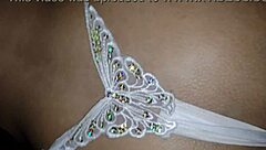 Thorando - Vizinha Gostosa Veio Assistir Netflix NÃO AGUENTO E GOZO Rapidamente Na Bunda Deliciosa Da Brasileira