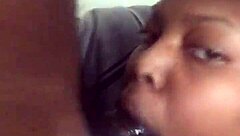 젊은 엄마 거대 BBC 빨아줘서 짜릿하네