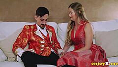 oh wow, worship that towheaded biotch with her trimmed coochie as she deep throats your shaft in full hd 🔥🍆