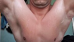 I love exploring my armpit and nipple fetish in this teasing session