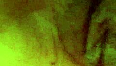 超爱丰满身材涂满滑石粉，感觉一切都湿滑性感