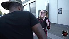andi ray sneaks behind an alley dumpster to milk rome major's big black cock with blowjob skills