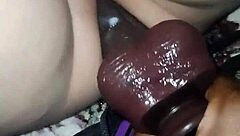 meu corno abrindo bem meu cu e eu gozando feito louca pelo cu e pela buceta... ahh