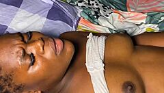 Горячий трах с моей сладкой пышной девчонкой в мини-юбке и огромным телом для интенсивного молодого 18+ действия