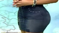 La Belle Femme Aux Gros Seins Est La Plus Désirée De France!