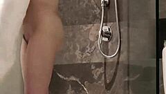 Yo, tengok kemas kini mandi terkini Newyokumaimai dari 3 Feb 2025! 🚿 Dia dalam vibe ekor kuda comel