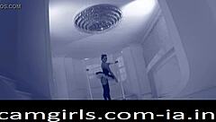 Sıcak olgun MILF derin sikilip amından fışkırtıyor 😏