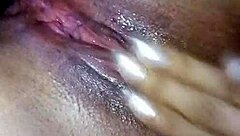 en el baño for a quick moment