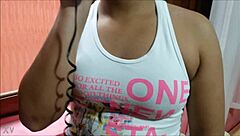 Corno sacana films wife teasing gas delivery guy outdoors part 1