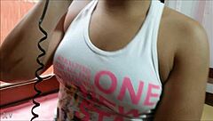 Corno sacana films wife teasing gas delivery guy outdoors part 1