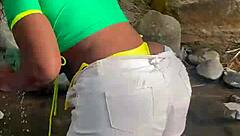 i helped this stranger girl and she wanted to head to the woods for sex with me, almost got caught 😏