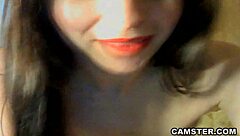 omg this brunette amateur squirts like a fountain in stockings during double penetration fingering 😱