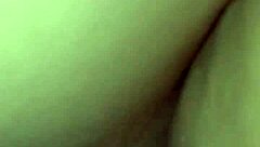 이웃이 화장실에 놀라 들어오니 초대했더니 콜롬비아 큰엉덩이 떨림