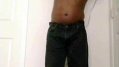 I love finding that extra time to shave and masturbate privately, feel free to join in too!