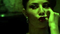 Italian pornstar Roberta Gemma in subtle lesbian tribute scene