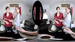 捷克黑发妹户外公共3P舔屄勺式真实VR狂欢