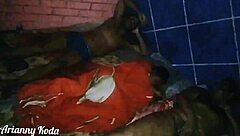 Fudendo com Leo Ogro ao lado da minha tia