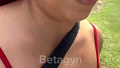 daring quickie fuck with amateur babe right in public park