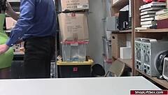 Pillada robando y ahora esta chica 18+ follada en el curro