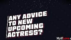 이 PAWG 베이비 큰 엉덩이, 아늑한 벽난로 옆에서 세게 뼈대 맞음