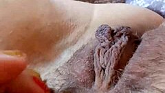 Look at my curvy ass shaking in this homemade pussy dance!