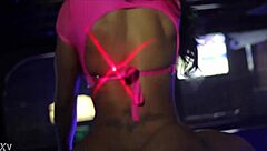 おい、見てる？クラブでこの尻振りエロダンスとアスシェイク