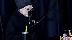 Veja a Entrevista Safada e Cheia de Putaria com a Flor de Damiana com Vovô Moai no Porn Cast Brazil - Parte 6 Watch on Sheer Red