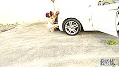 Blowjob mewah pelacur comel punggung besar deepthroat facial pancut