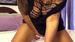 Seducing Viewers With Blonde Milf Using Glass Dildo For Solo Squirting Orgasm