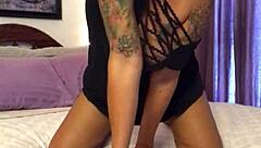 Seducing Viewers With Blonde Milf Using Glass Dildo For Solo Squirting Orgasm