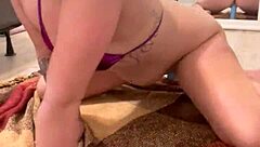 Cam Model With Big Ass Makes Herself Cum With Dildo – So Hot!