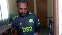 Loira gostosa foi fudida pelo entregador sedento por um rabo grande!