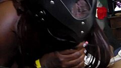 Uomo, questa ragazza è la capra con le sue abilità e quel culo grosso in azione.