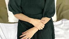 How Does Desi Jaat Fuck Hot Indian Girl For The First Time?