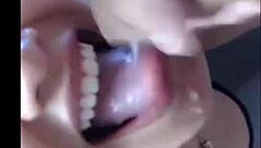 Cumshot to my gf! 😈