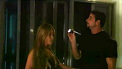 Уау, Киана Диор поема огромната сперма право в гърлото 😈