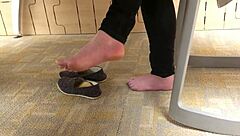 Hidden fetish capture of candid feet!