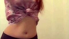 In a casual vibe, this american dancer starts ROC YA BOOTY with smooth moves in the spotlight