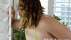 Ebony Bbw Ashlyn Peaks Explores First-Time Lesbian Lick With Redhead Milf