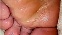 hey, nothing beats worshipping your girlfriend's feet like this, right? it's all about those toes and that fetish vibe